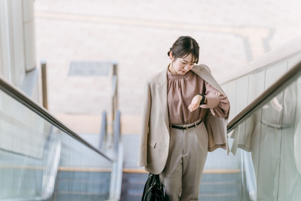 忙しすぎる東京女性が“優しさ”を買うとき──女風需要が示す心のSOS