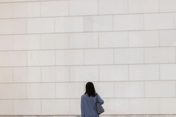 女性用風俗は愛情不足を解消できる？孤独を癒して自己肯定感を高めるステップ