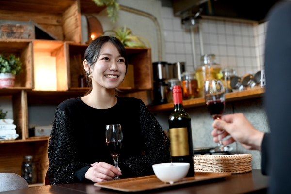 張り詰めた糸を、安全に切っていい場所――女性用風俗という『感情のデトックス・シェルター』