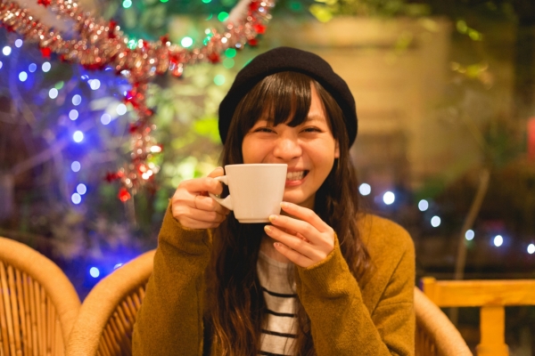 【2026年10月最新】クリスマス・年末年始こそ女風（女性用風俗）で自分にご褒美を｜冬の予約事情と過ごし方ガイド